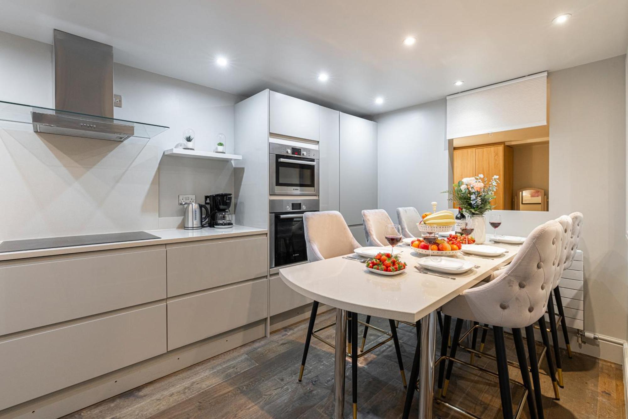 Apartment At Piccadilly