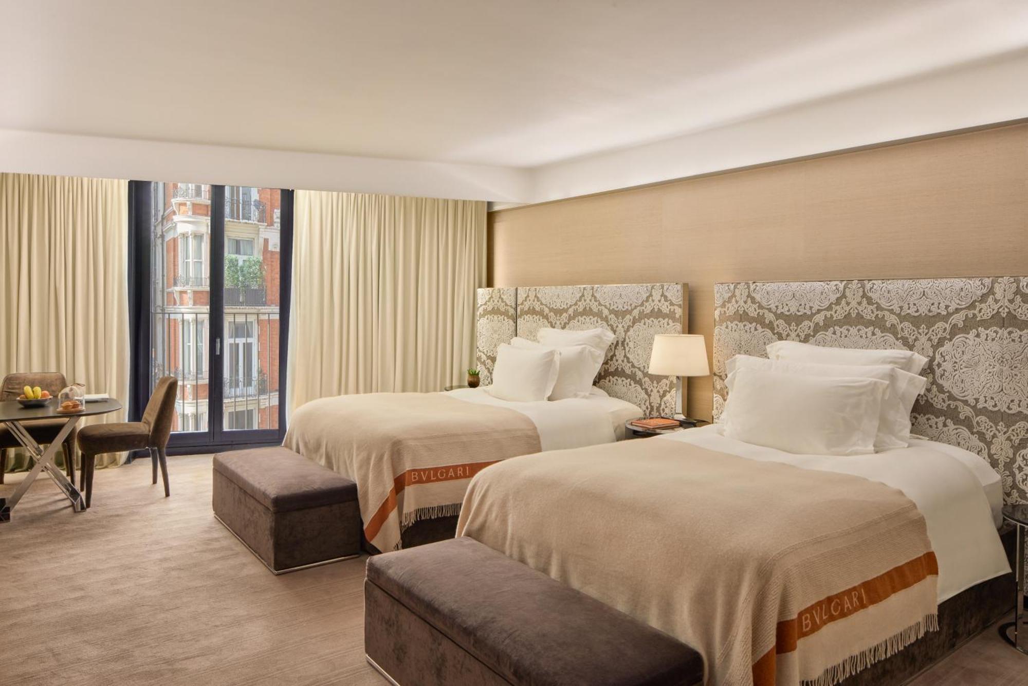 Bulgari Hotel, Hotel