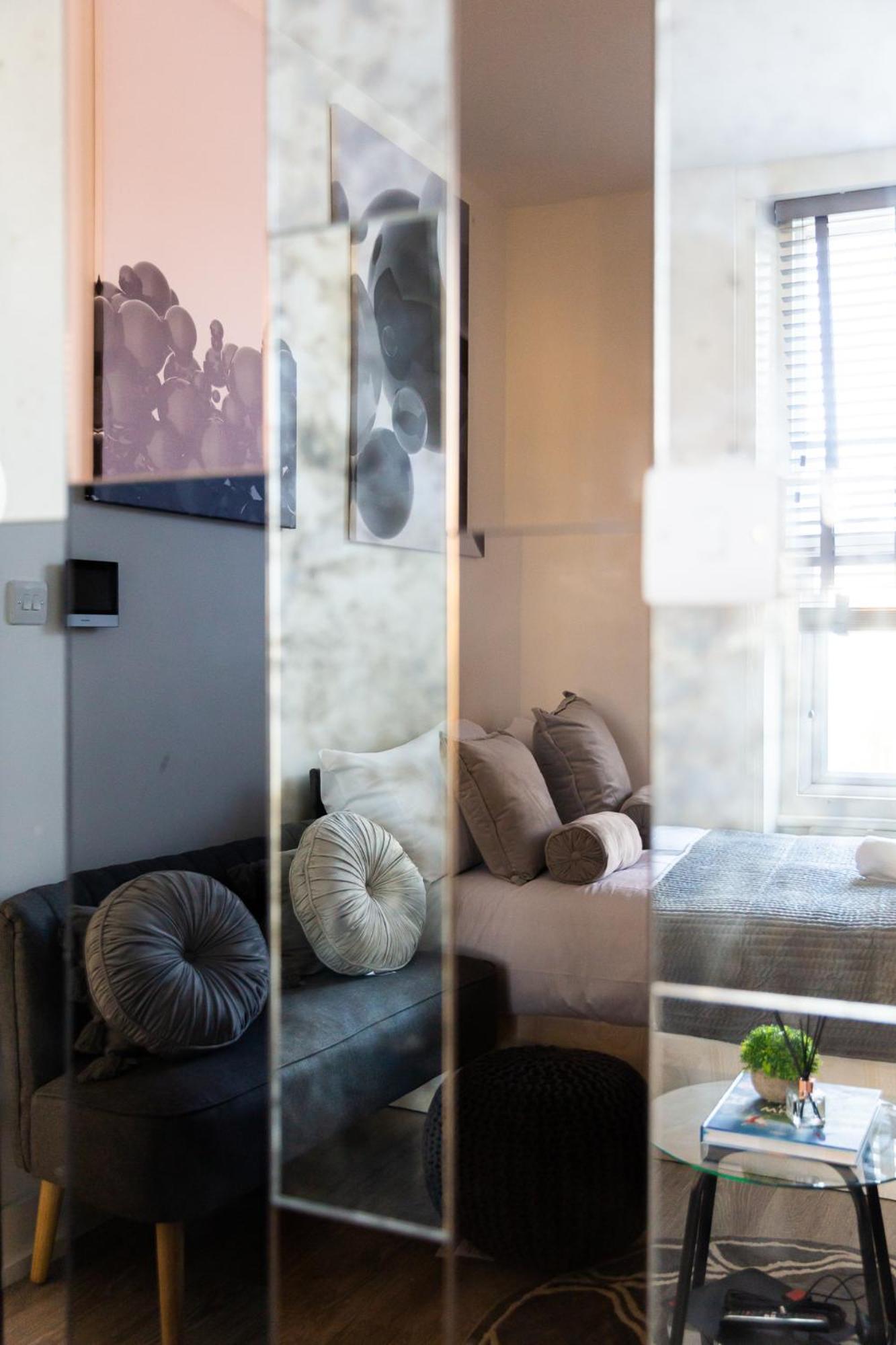 Apartment Modern & Cozy Studio, 15mins Walk To Notting Hill! 2
