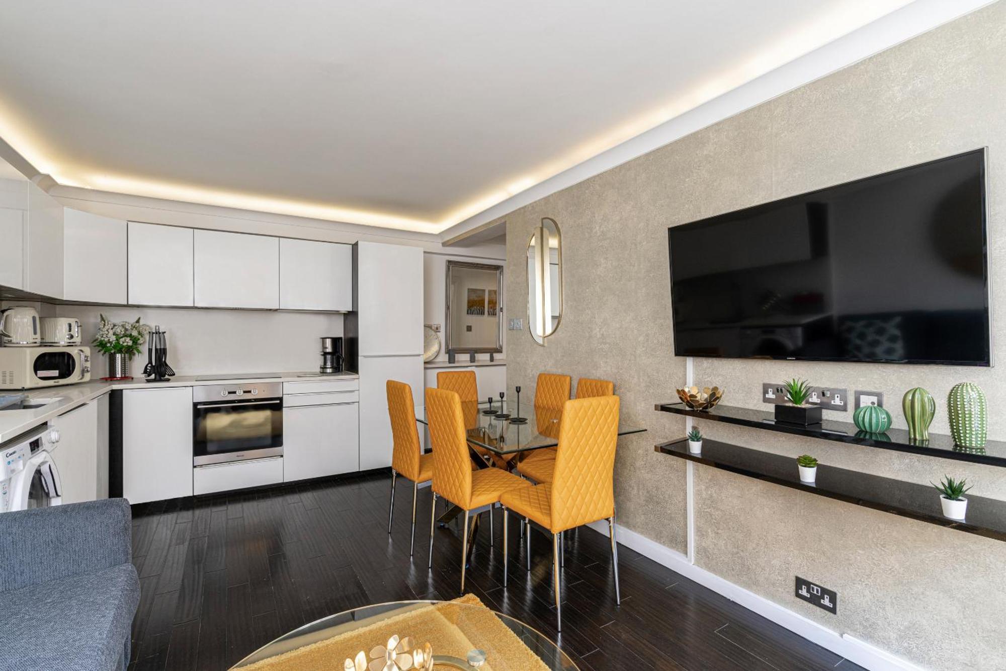 Elegant 3 Bedrooms Near Hyde Park & Oxford St Apartment