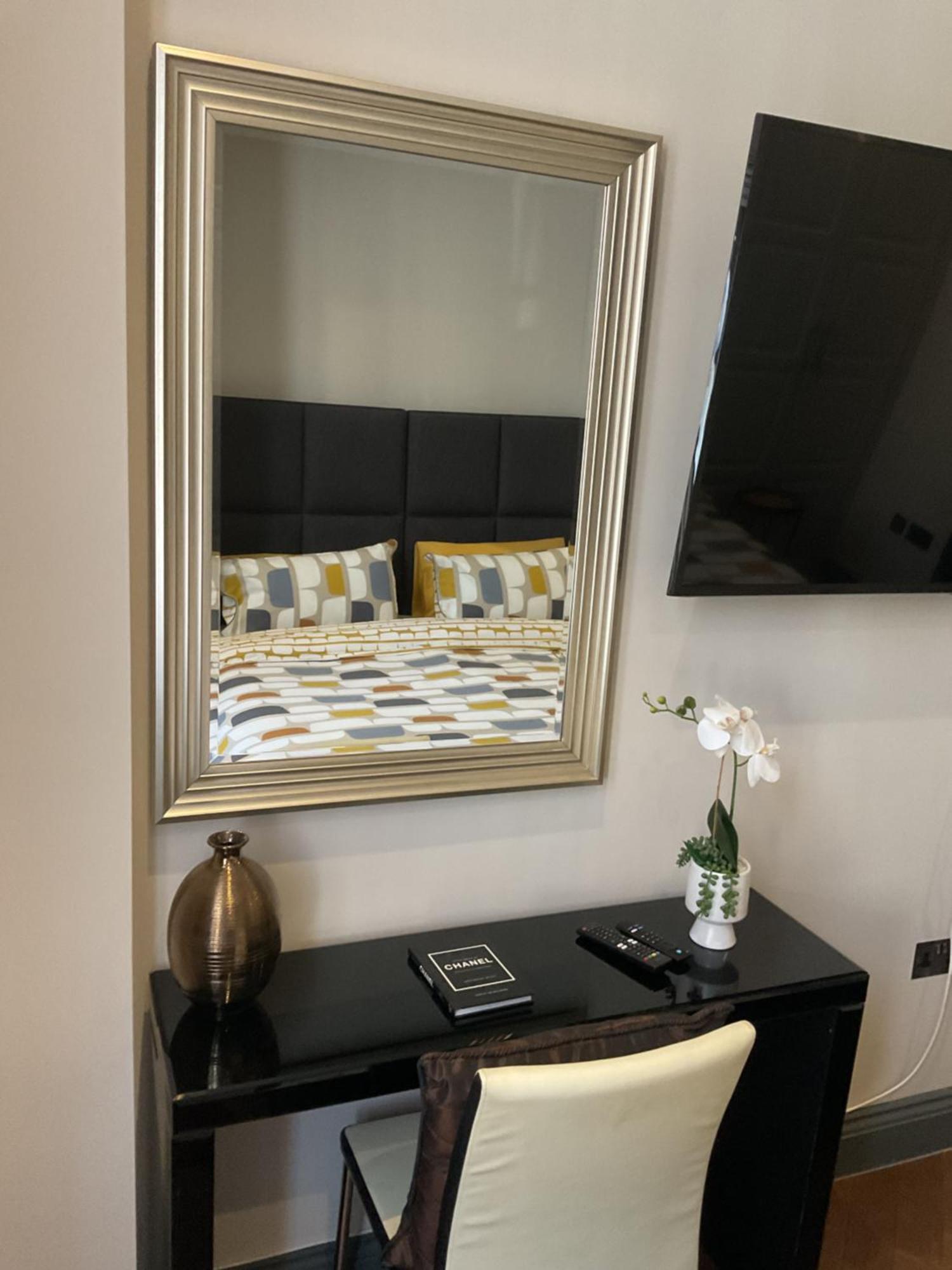 Queens View Apartment *