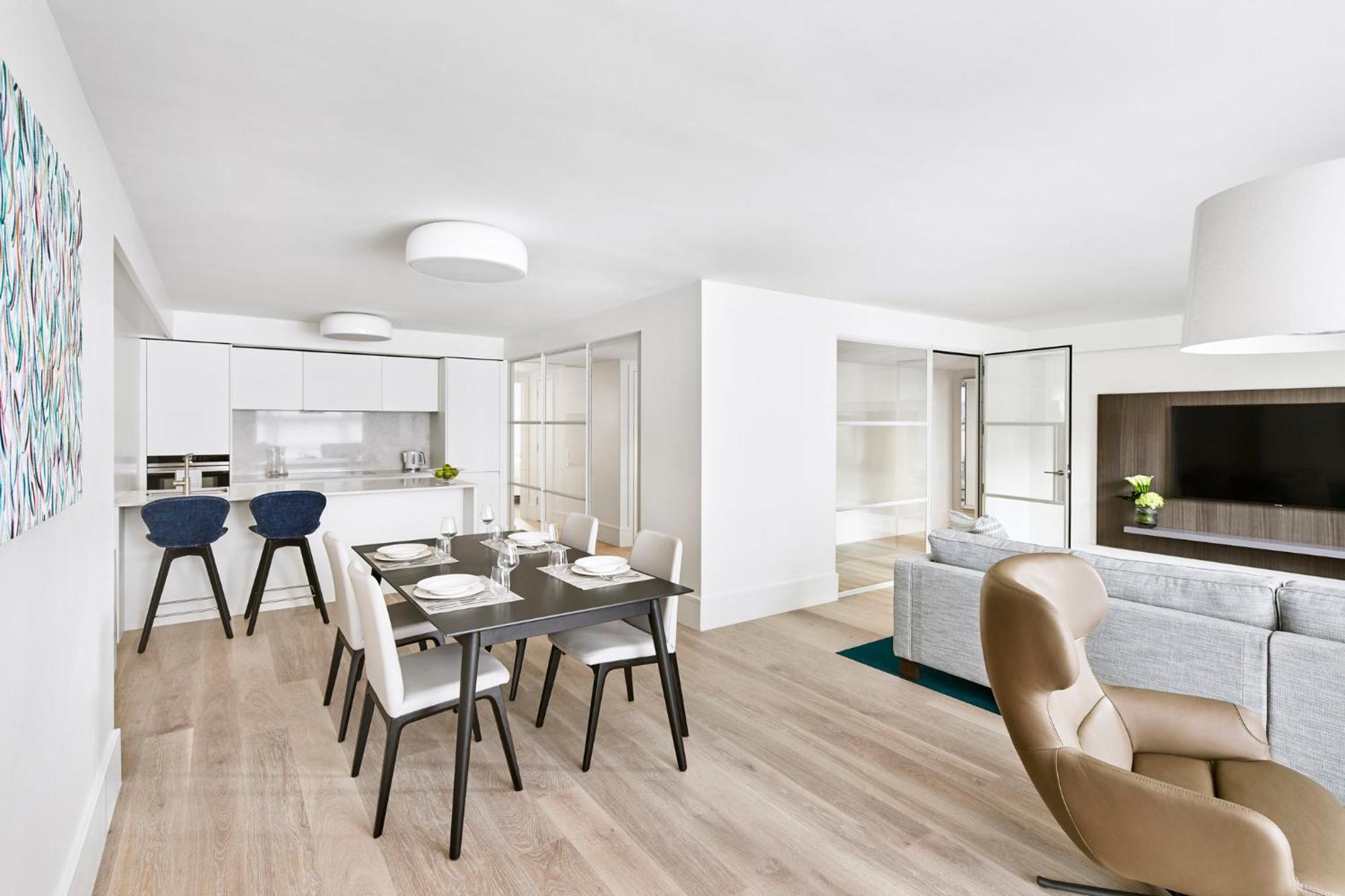 Hotel Metropolitan 5*