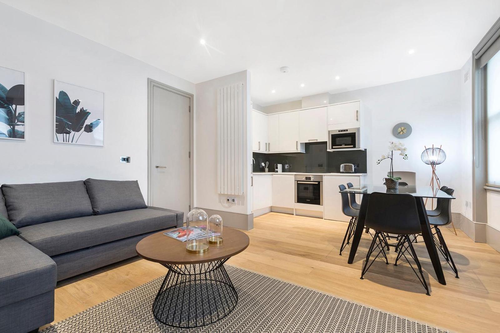 Prime Gloucester Road Apartment London