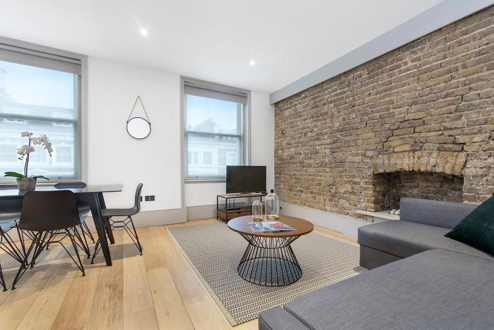 Prime Gloucester Road Apartment