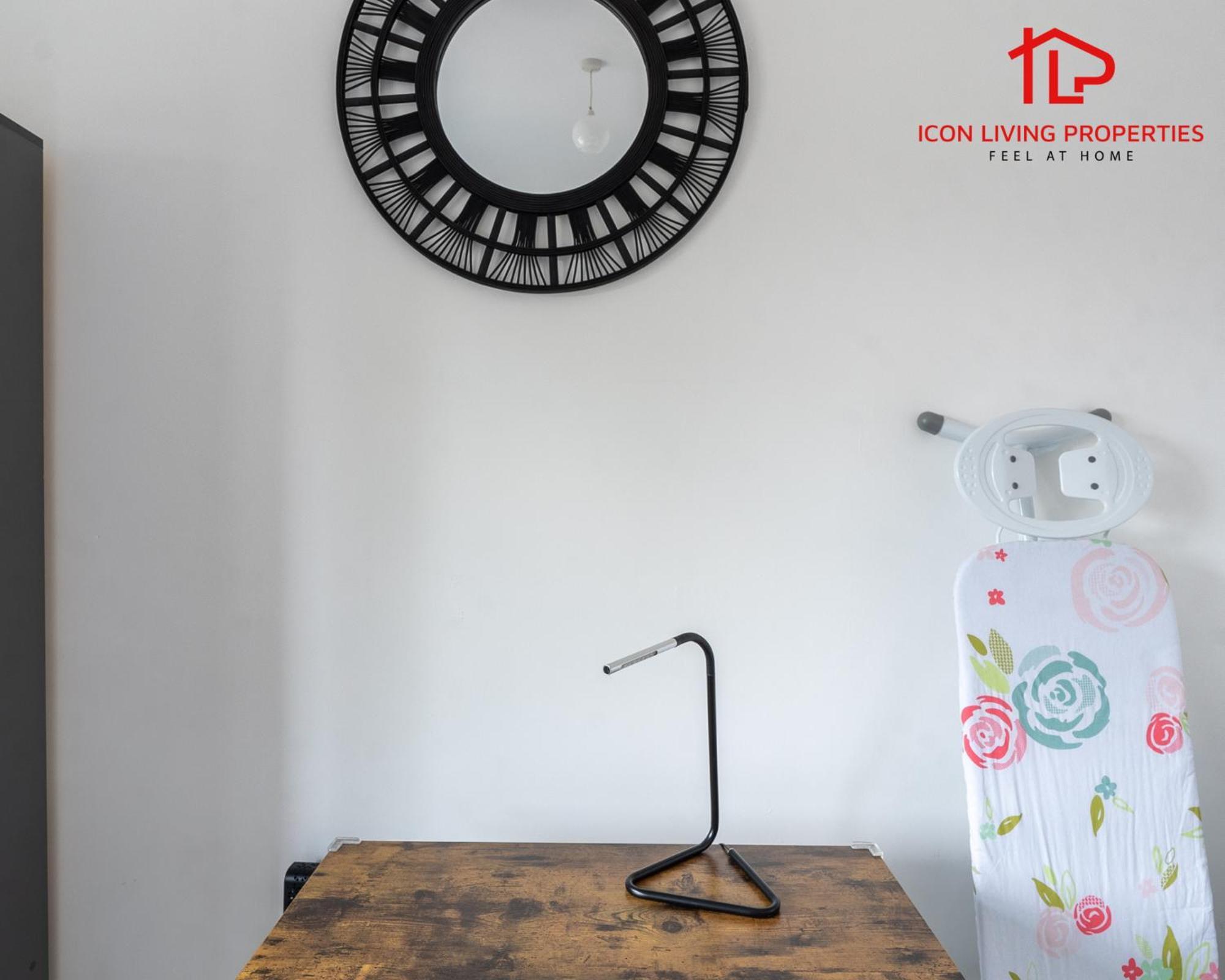 Apartment 1 Bedroom Arch-view 2 By Icon Living Short Lets & Serviced With Free Parking