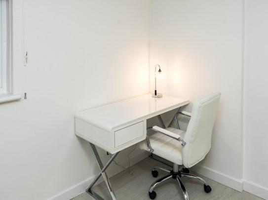 Appartement New Modern Hybrid 4 Bedroom 7 Bed 9 Guest Capacity