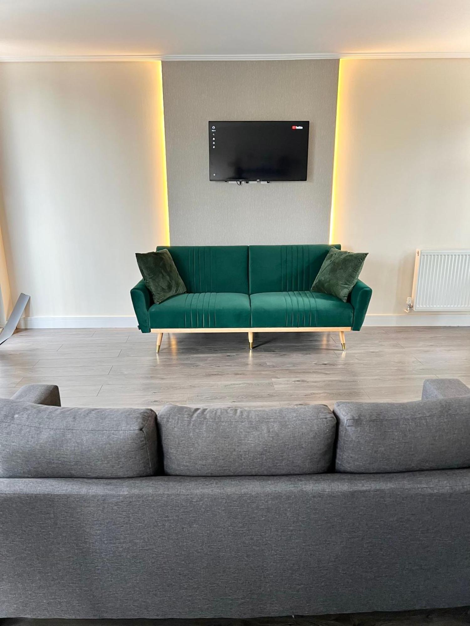 Apartment Luxuries 2 Bed Flat In Canary Wharf London