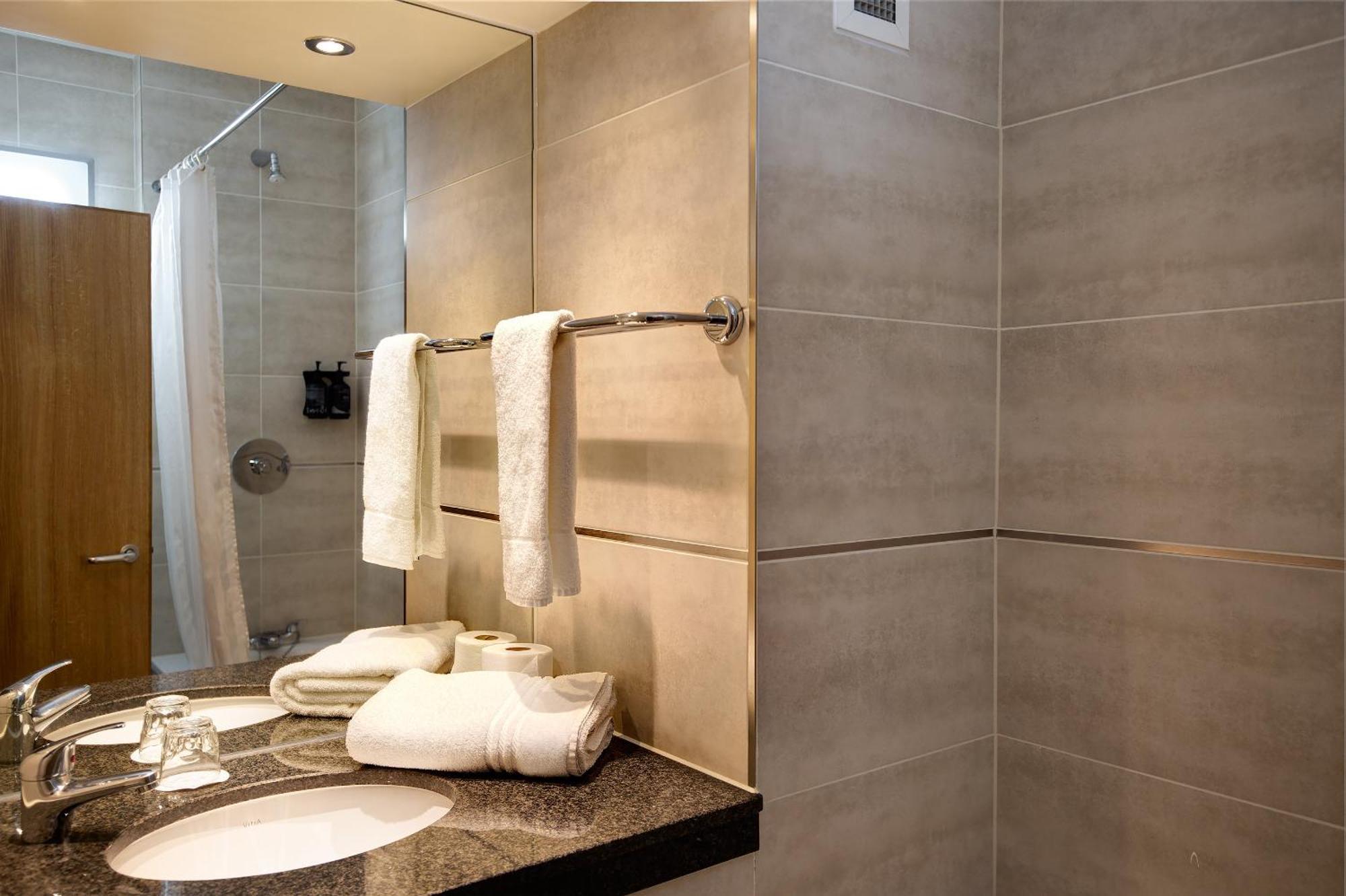 Hotel Royal National 3*