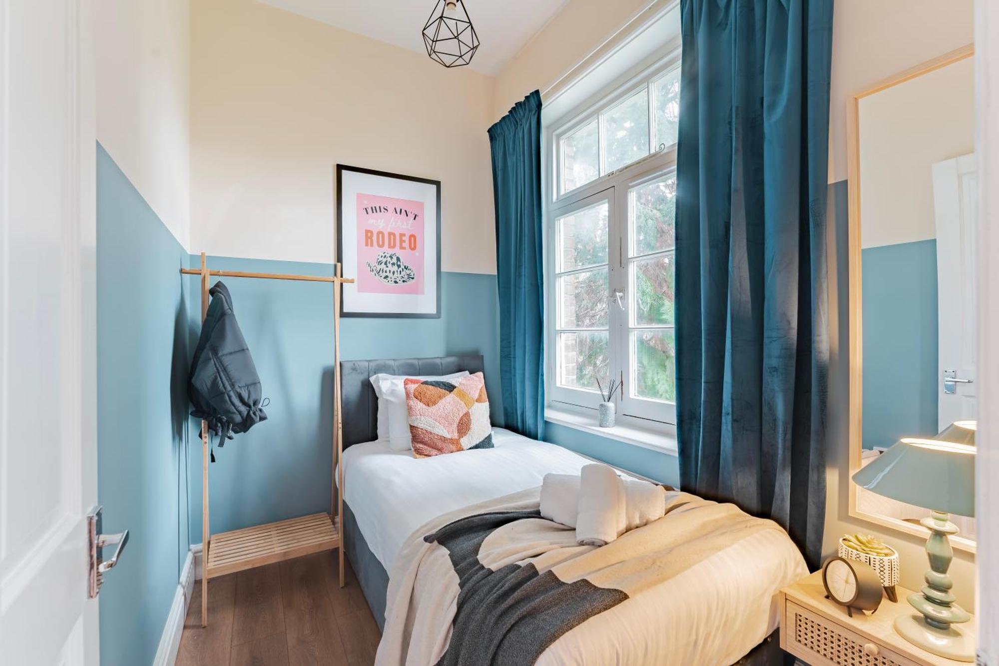 Holiday home Cosy & Stylish London