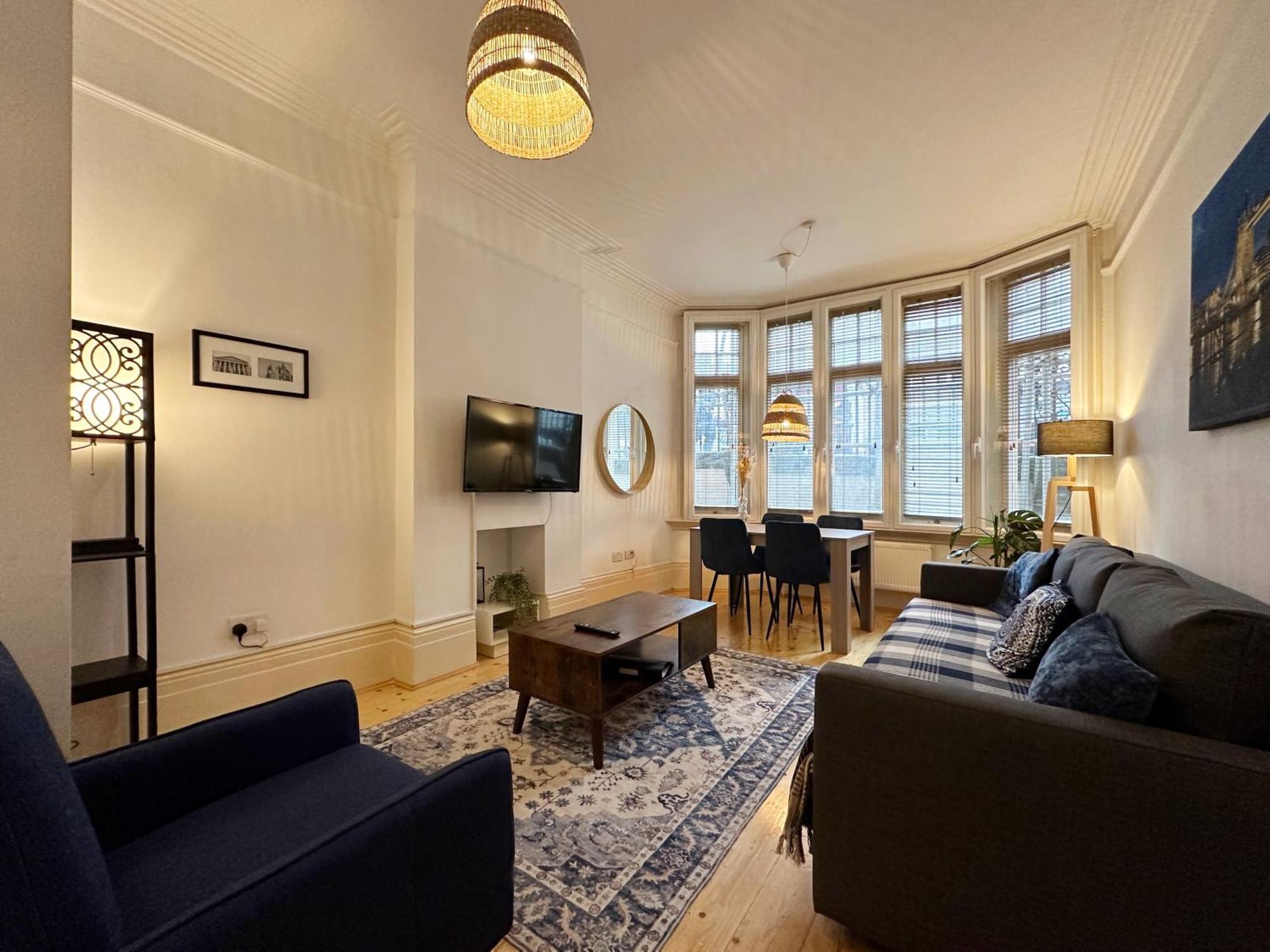 Oliver Place In Holborn - 2 Double Beds, 1 Sofa Bed, Great Location Apartment London