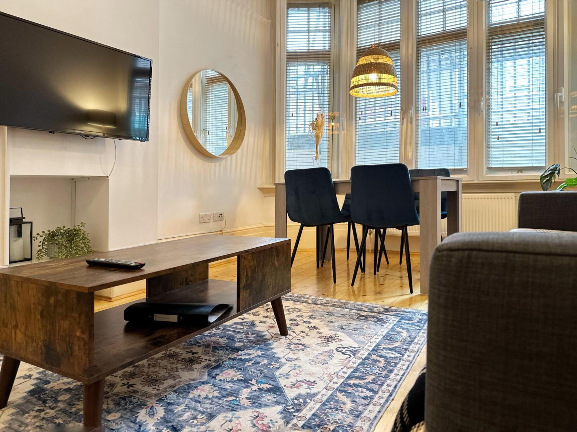 Oliver Place In Holborn - 2 Double Beds, 1 Sofa Bed, Great Location *
