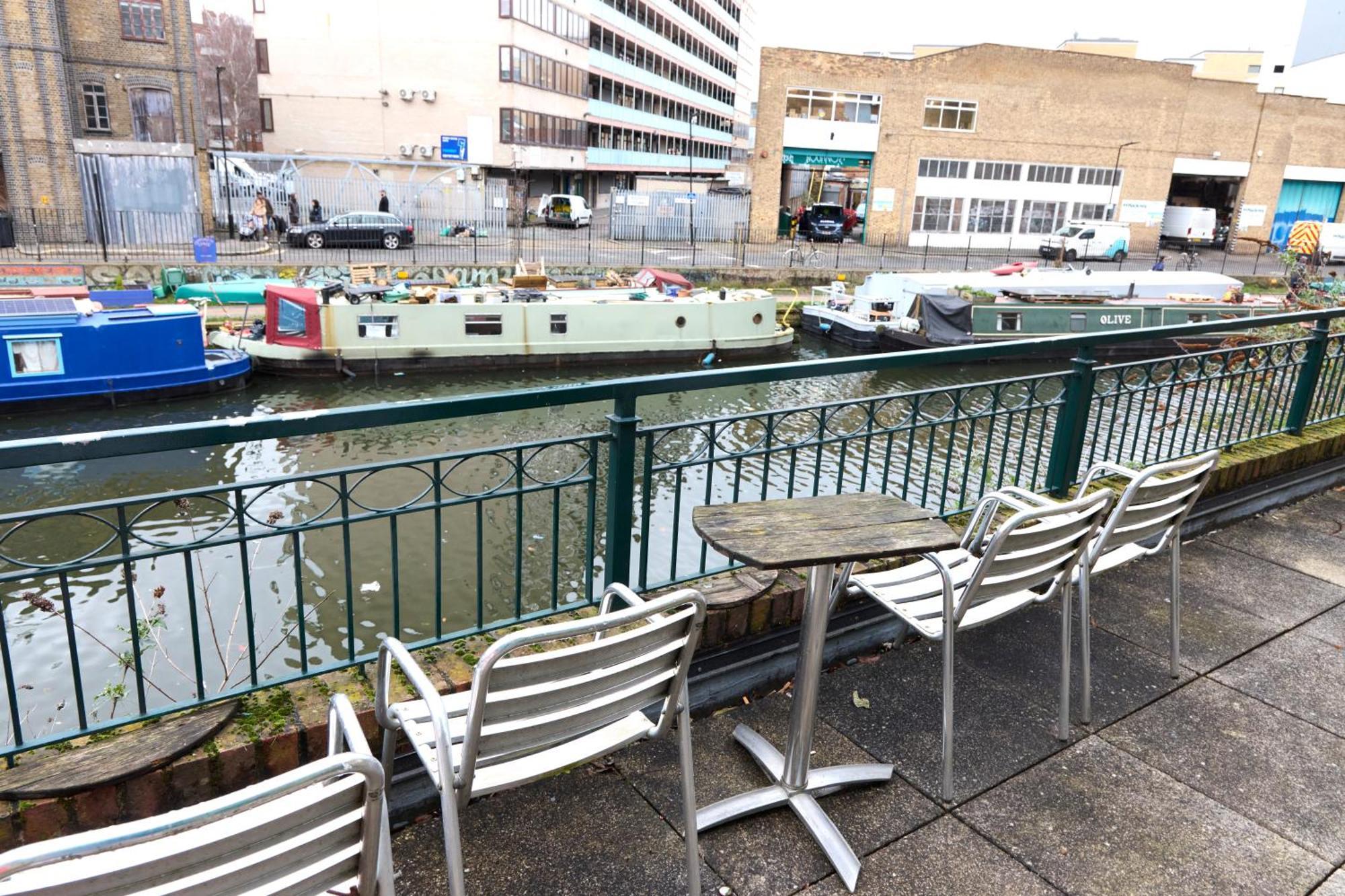 With Canal View In Broadway Market Apartamento Londres