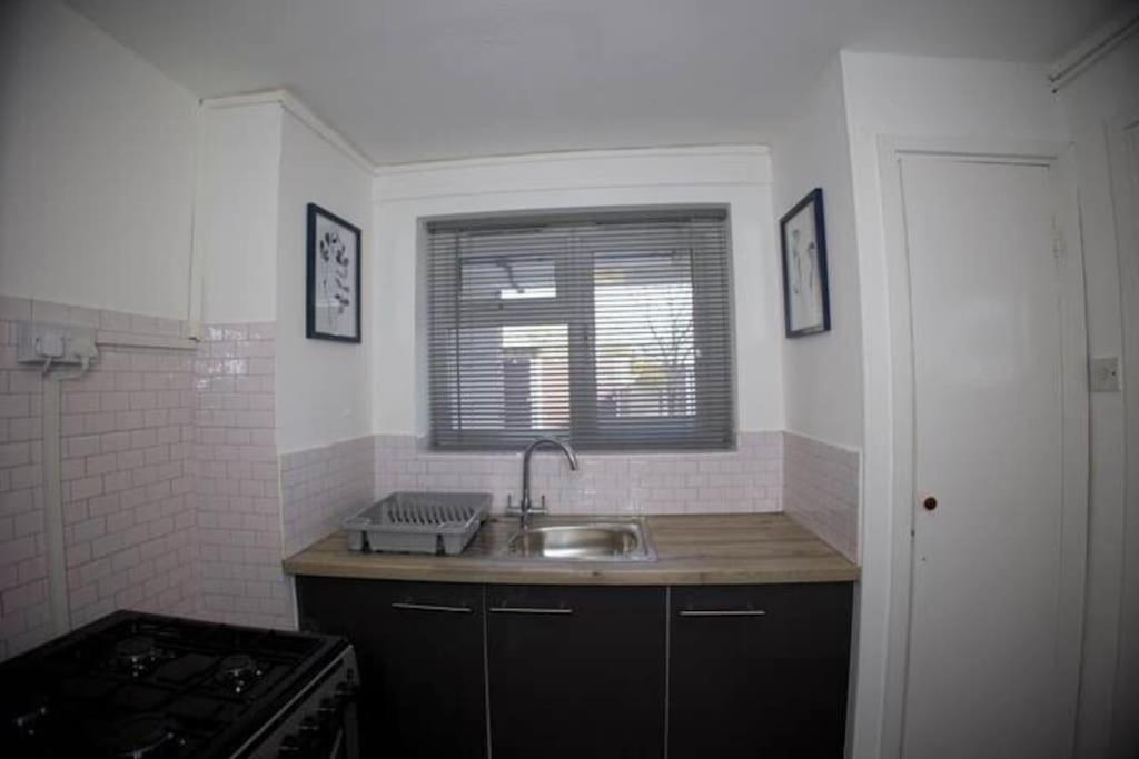 Apartment 2 Bed Flat With Easy Access To Excel, Central London, City Airport, O2 London