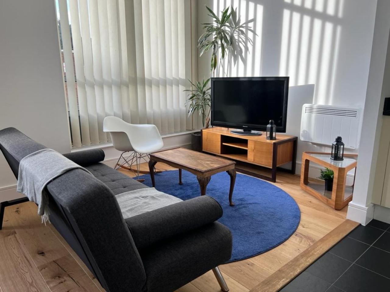 Delightful & Spacious Flat In - Peckham Londen