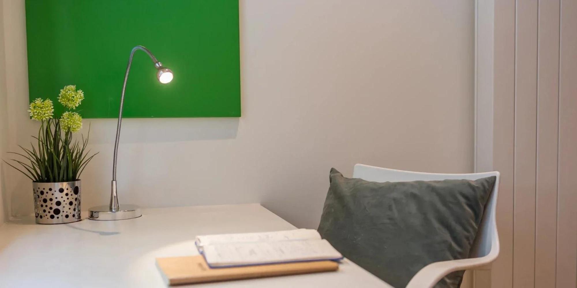 Cosy And At Chapter Aldgate In Appartement Londen