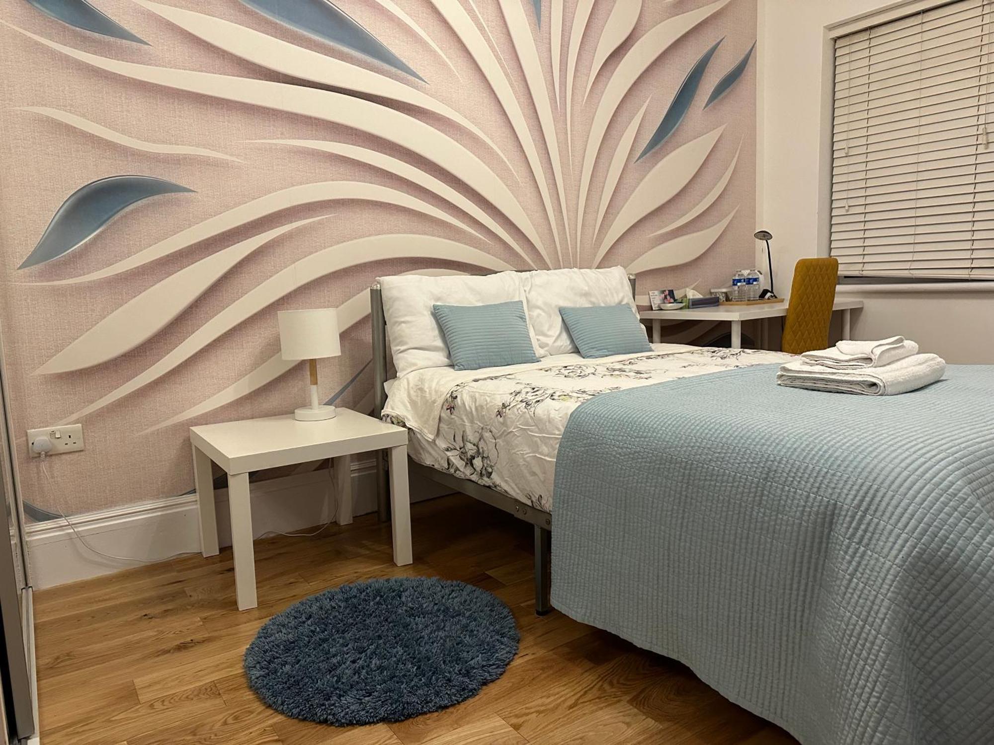 Rosie Cosy House Cricklewood Guest house London