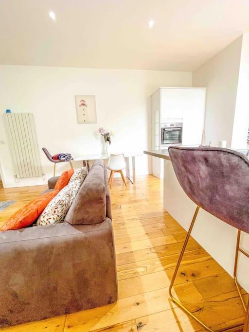 2 Bed Apartment London