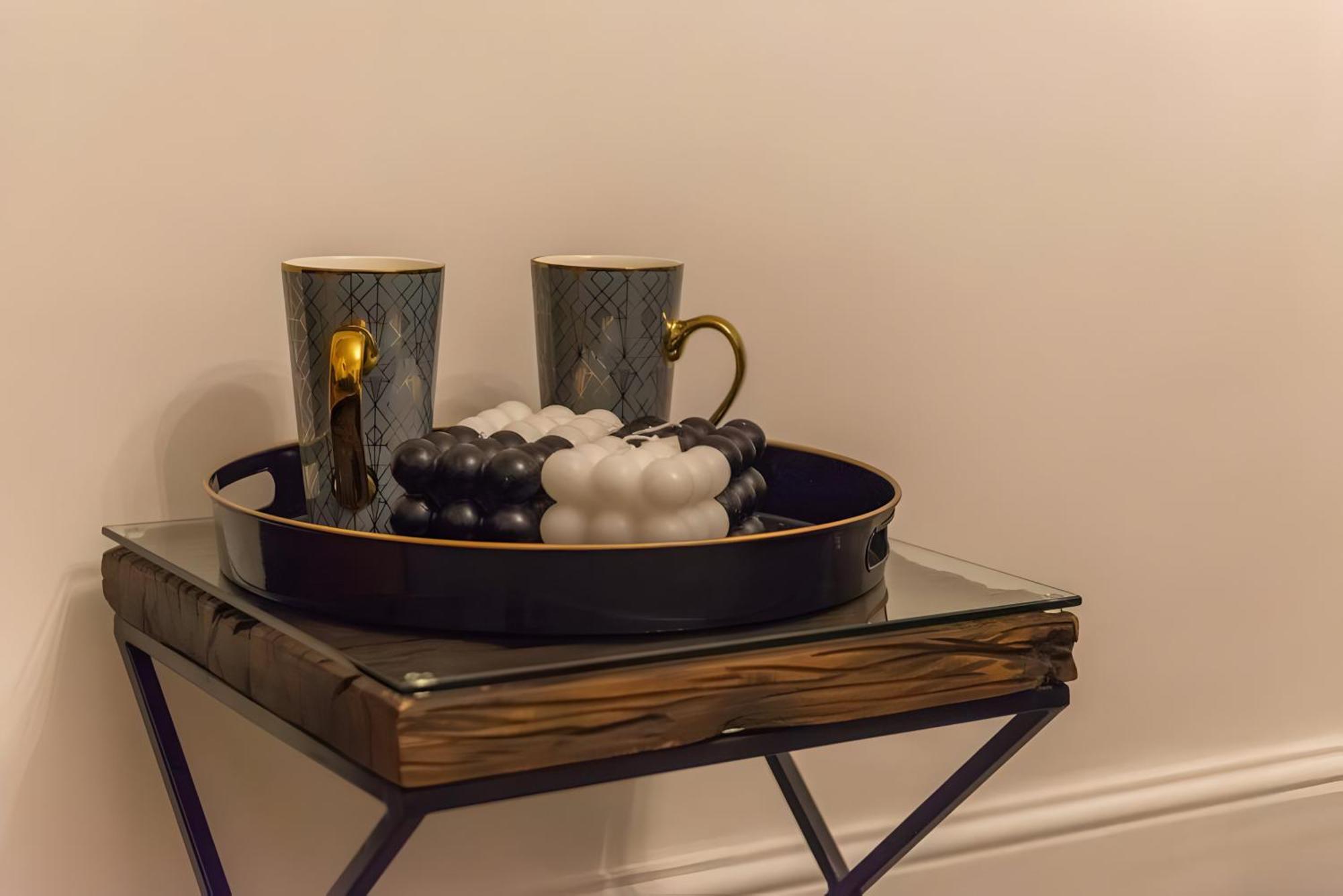 Harley Street Spectacular With High Ceilings, High Luxury London