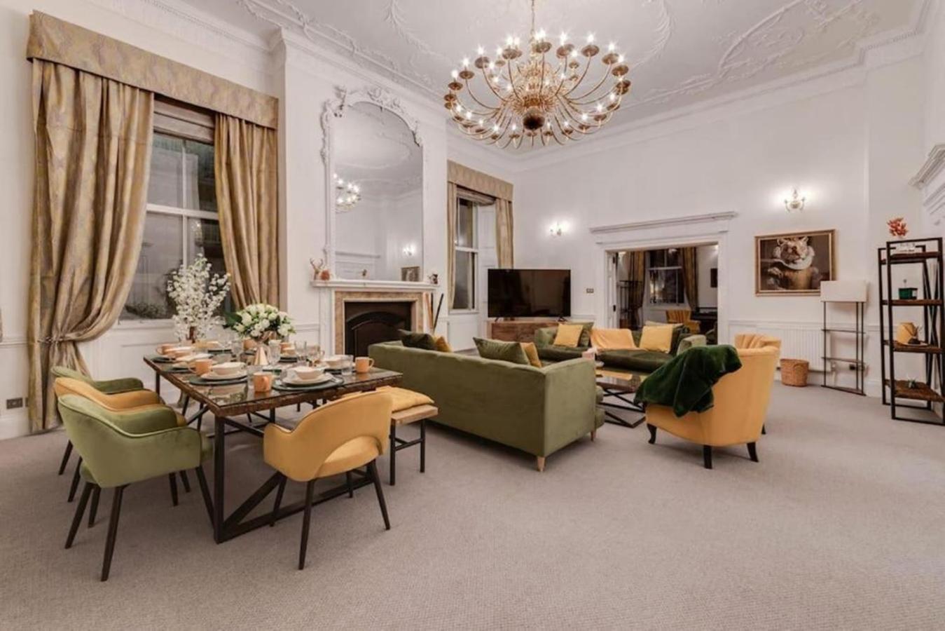 Harley Street Spectacular With High Ceilings, High Luxury Apartment