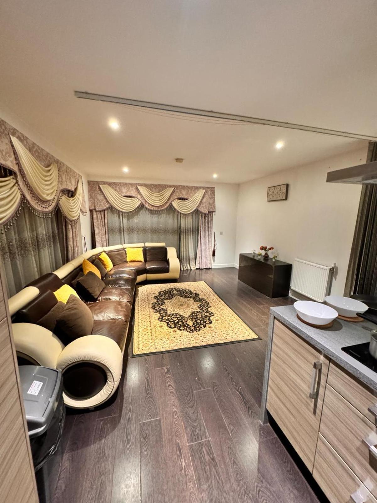 Luxury In Canary Wharf Gasthuis