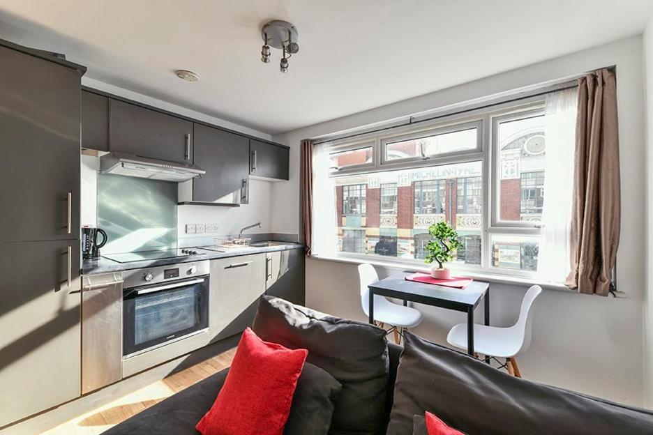 The Elden - Number 1 Apartment *