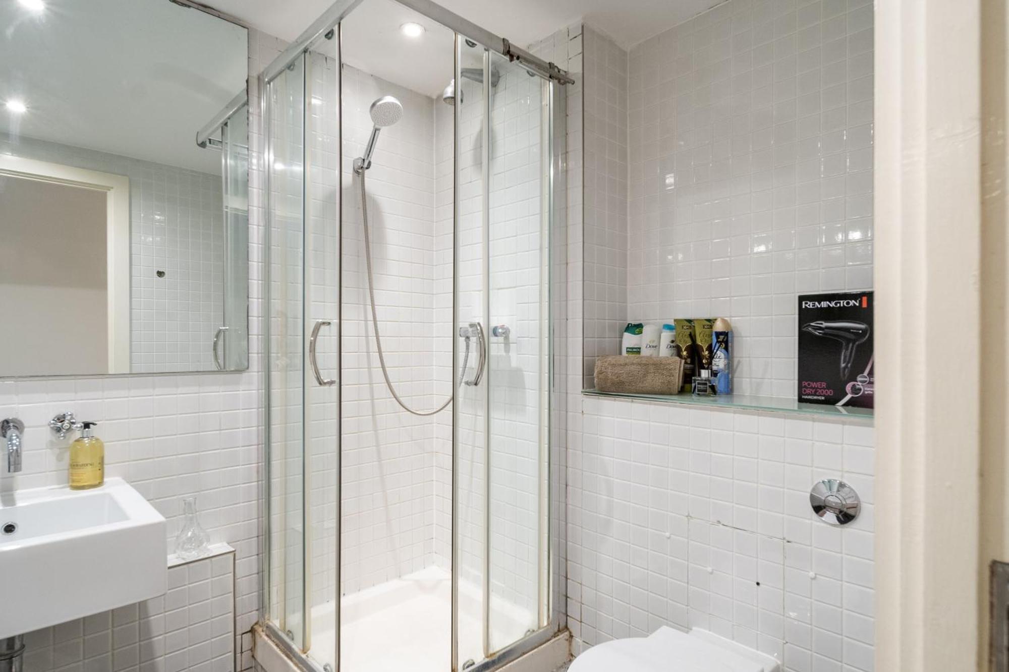 Appartement Livestay - Modern Two Bed In Stratford