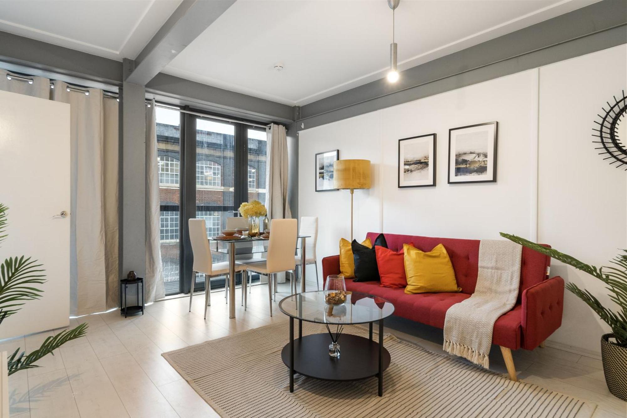 Livestay - Modern Two Bed In Stratford Londen