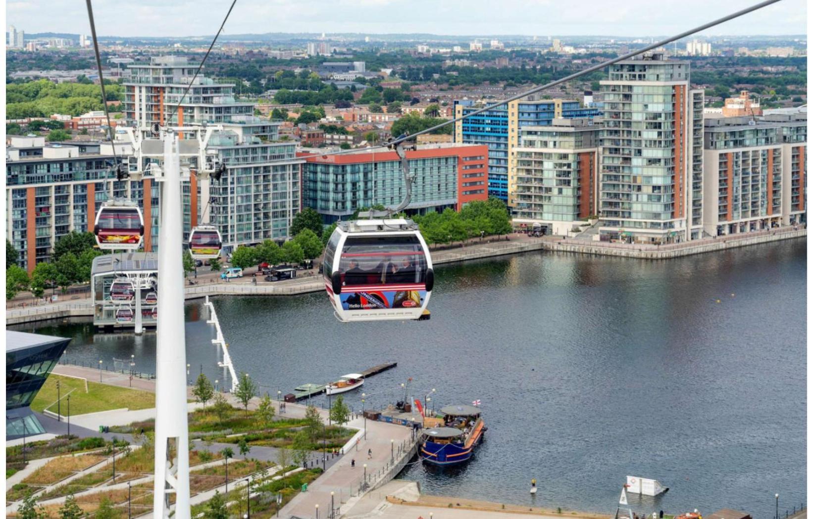 Royal Docks Penthouse Apartment London
