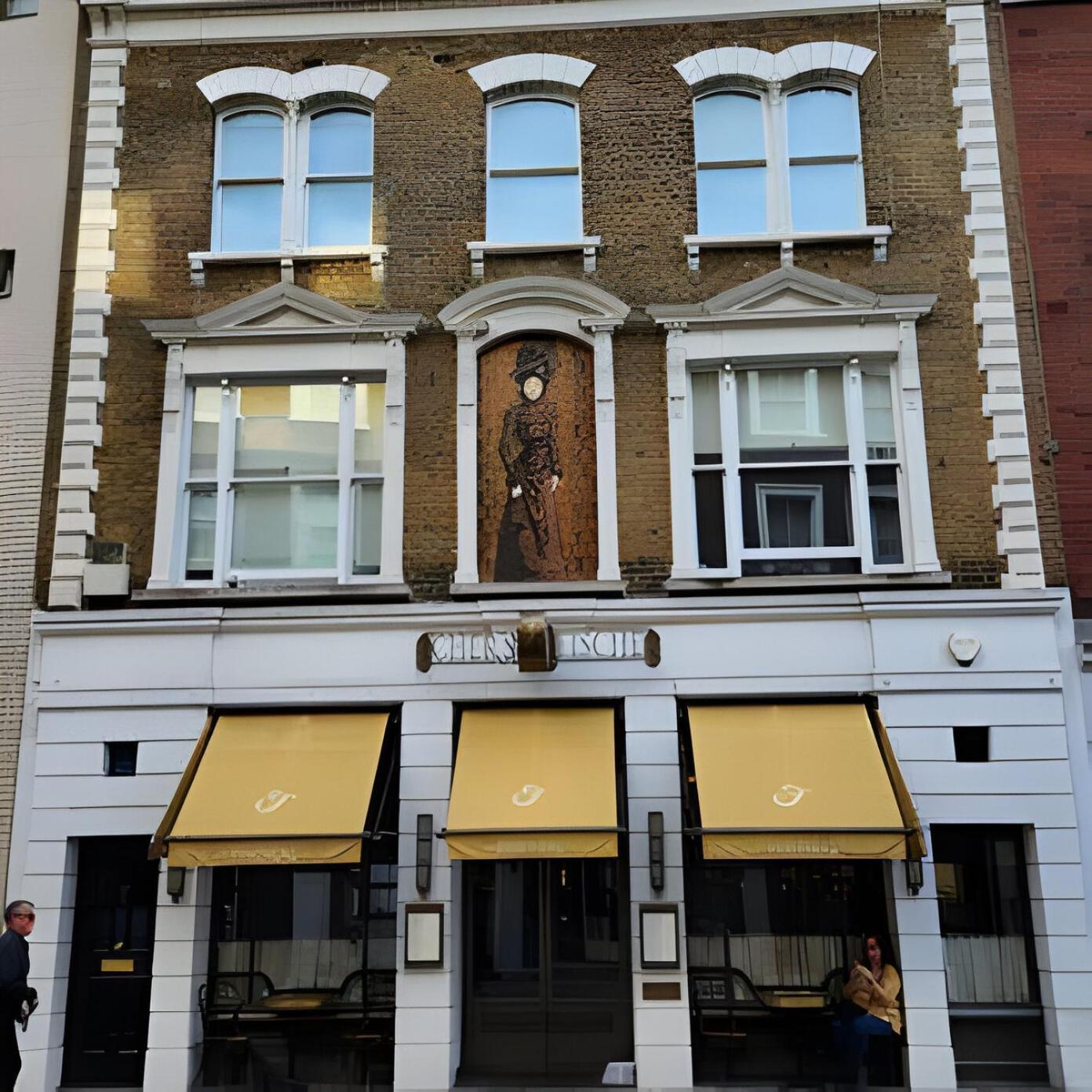 Harley Street Spectacular With High Ceilings, High Luxury Apartment London