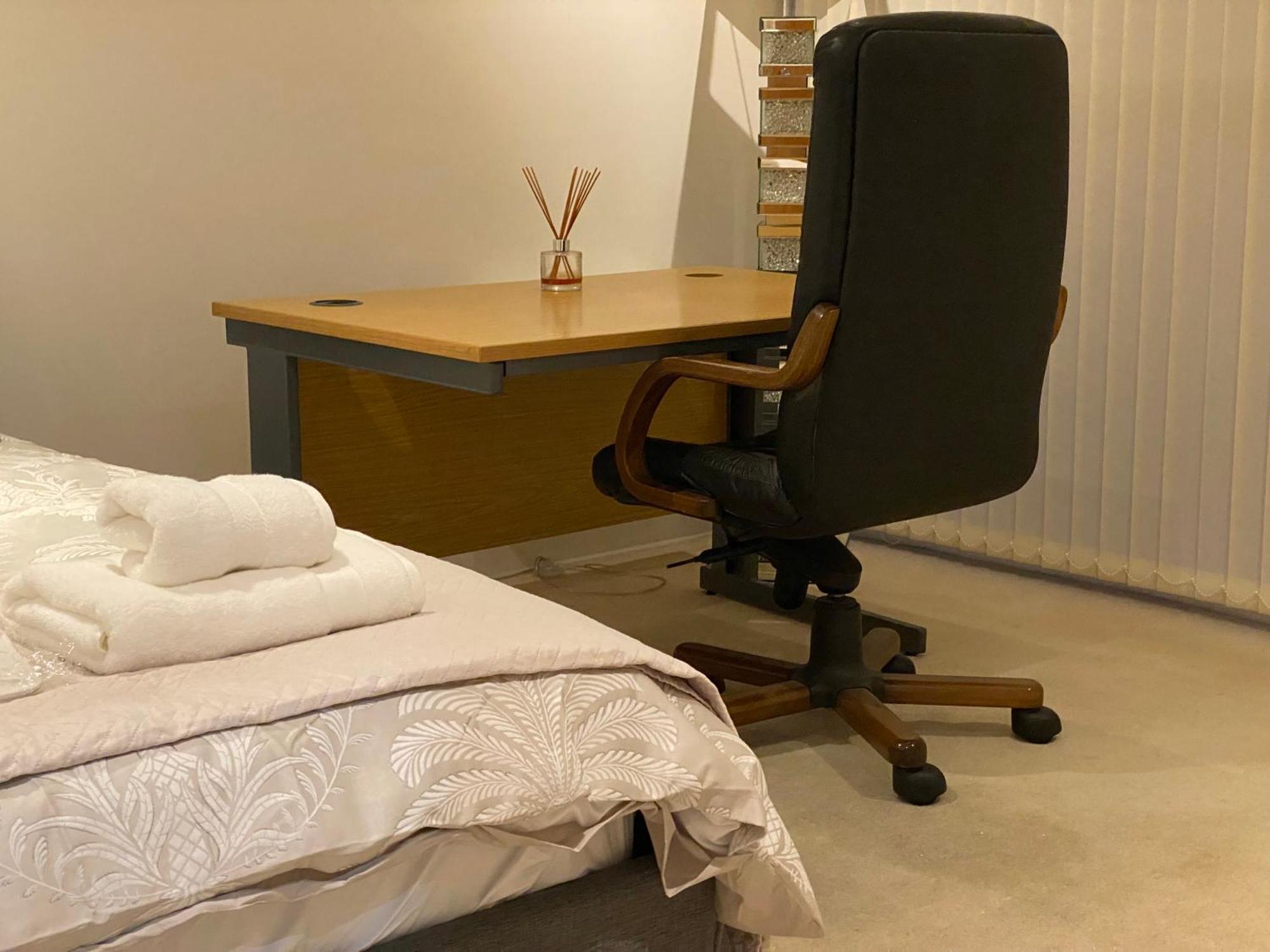 Royal Docks Penthouse Apartment