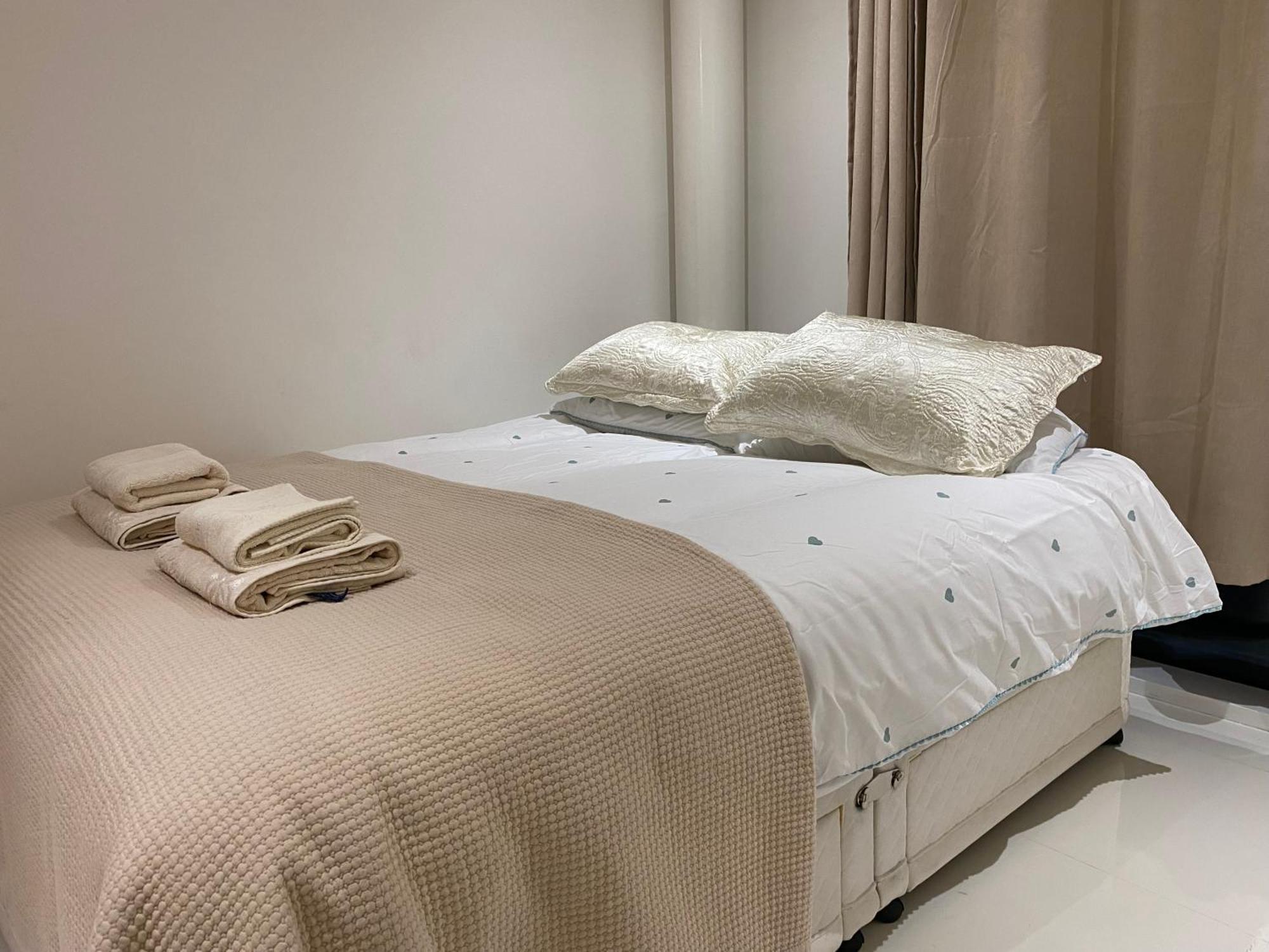 Royal Docks Penthouse Apartment