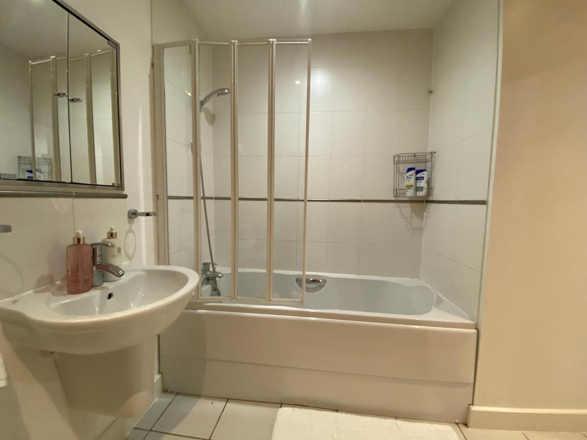 Apartment Royal Docks Penthouse *
