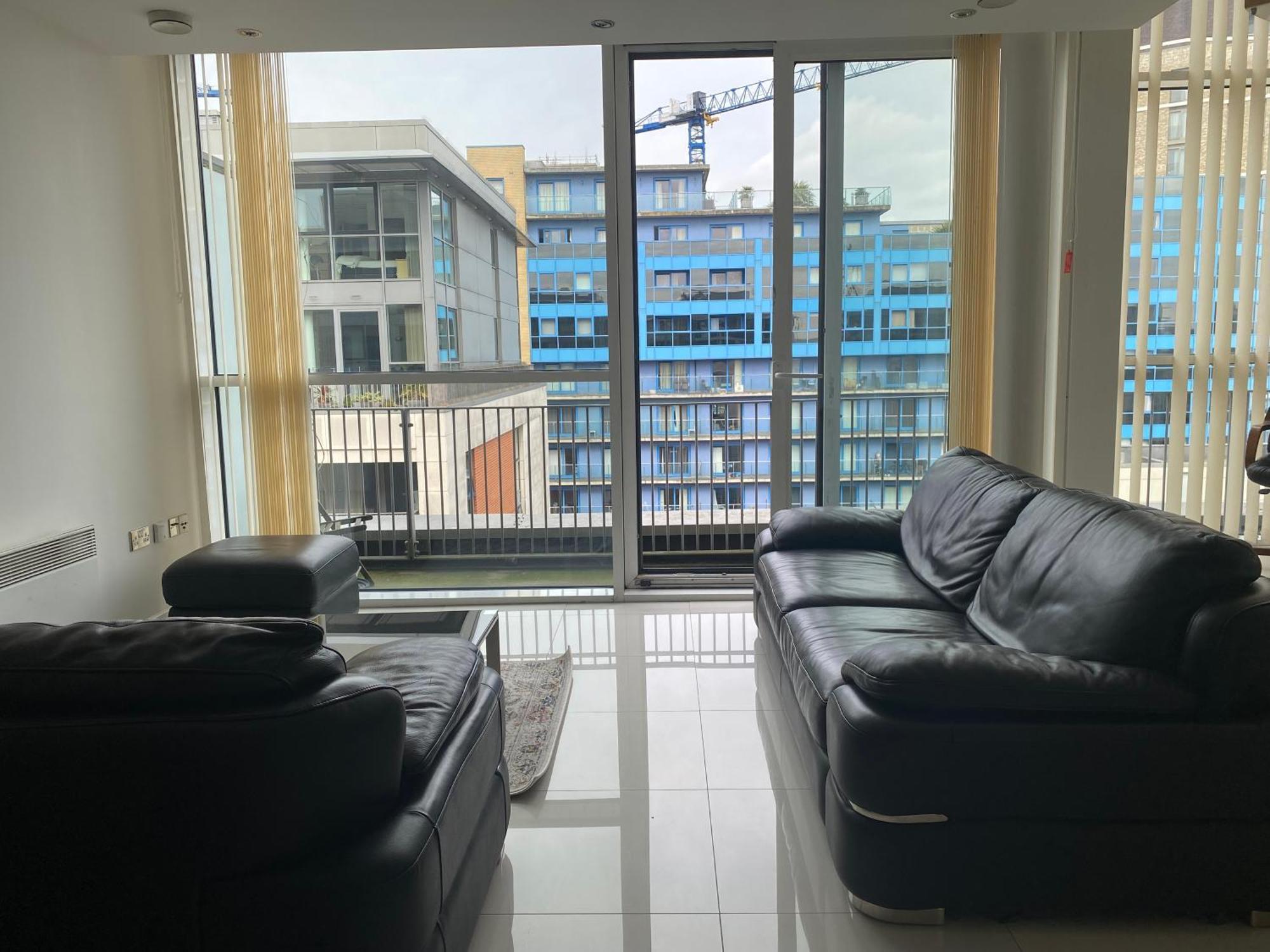 Royal Docks Penthouse London
