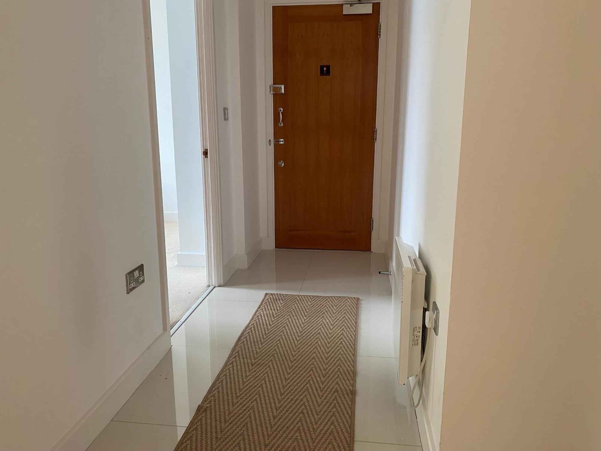 Royal Docks Penthouse Apartment *