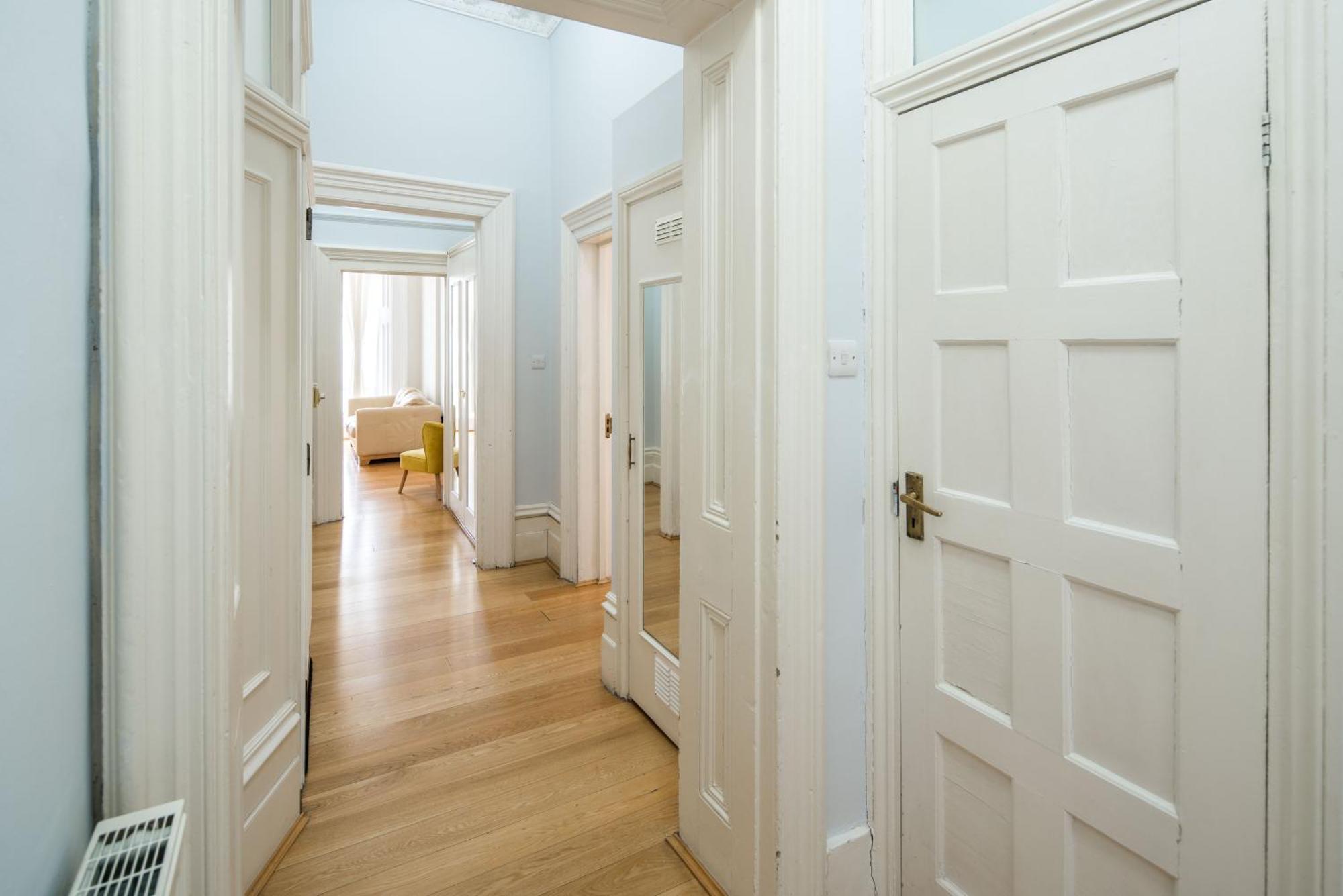 Four Beds By The Station Londen
