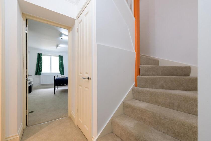 Spectacular 3 Bed In Blackheath * Londres