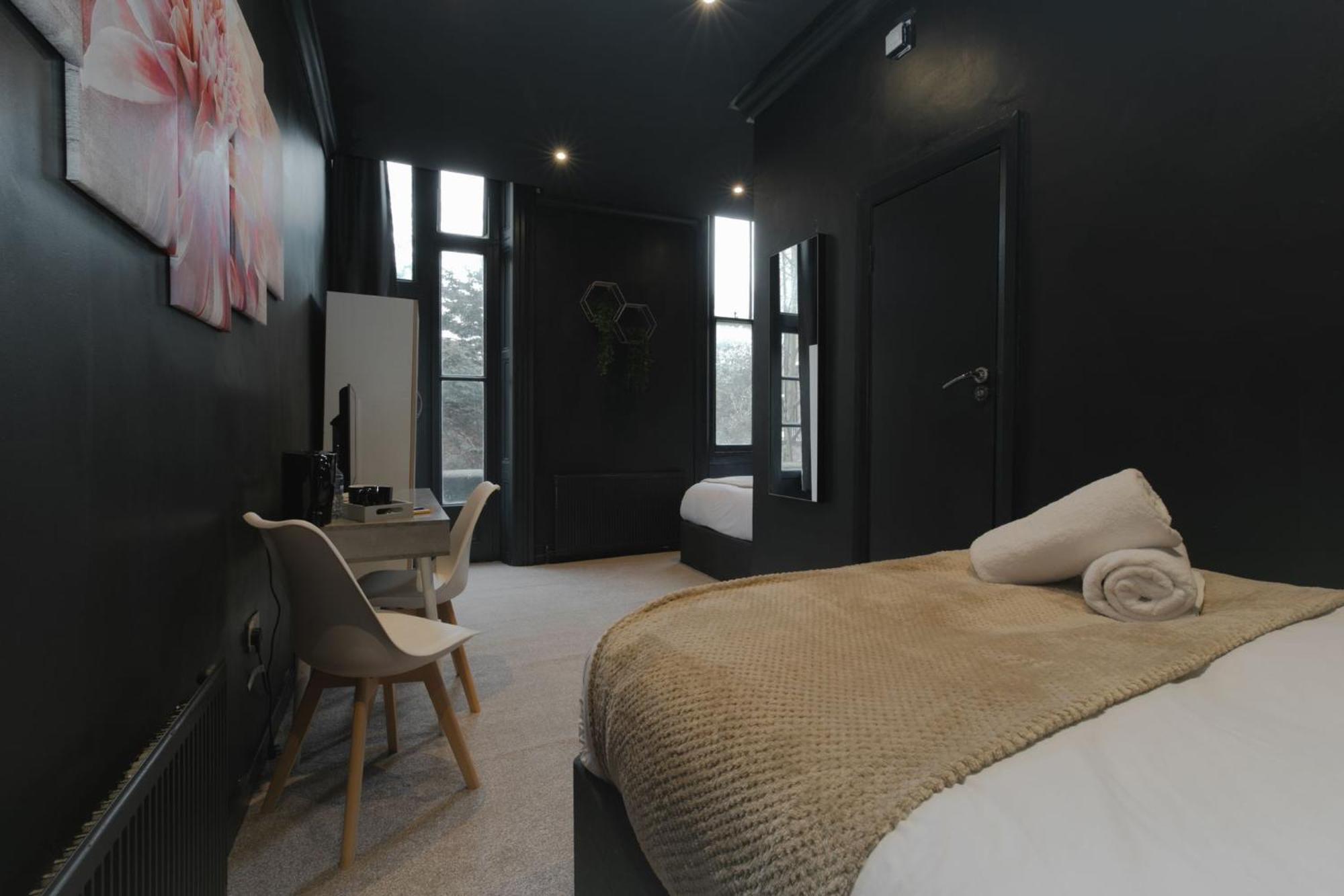 Hotel Amsterdam London