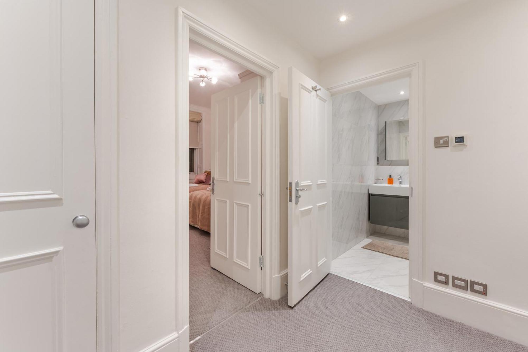 5h Modern Elegance 1-bedroom Living In Londen
