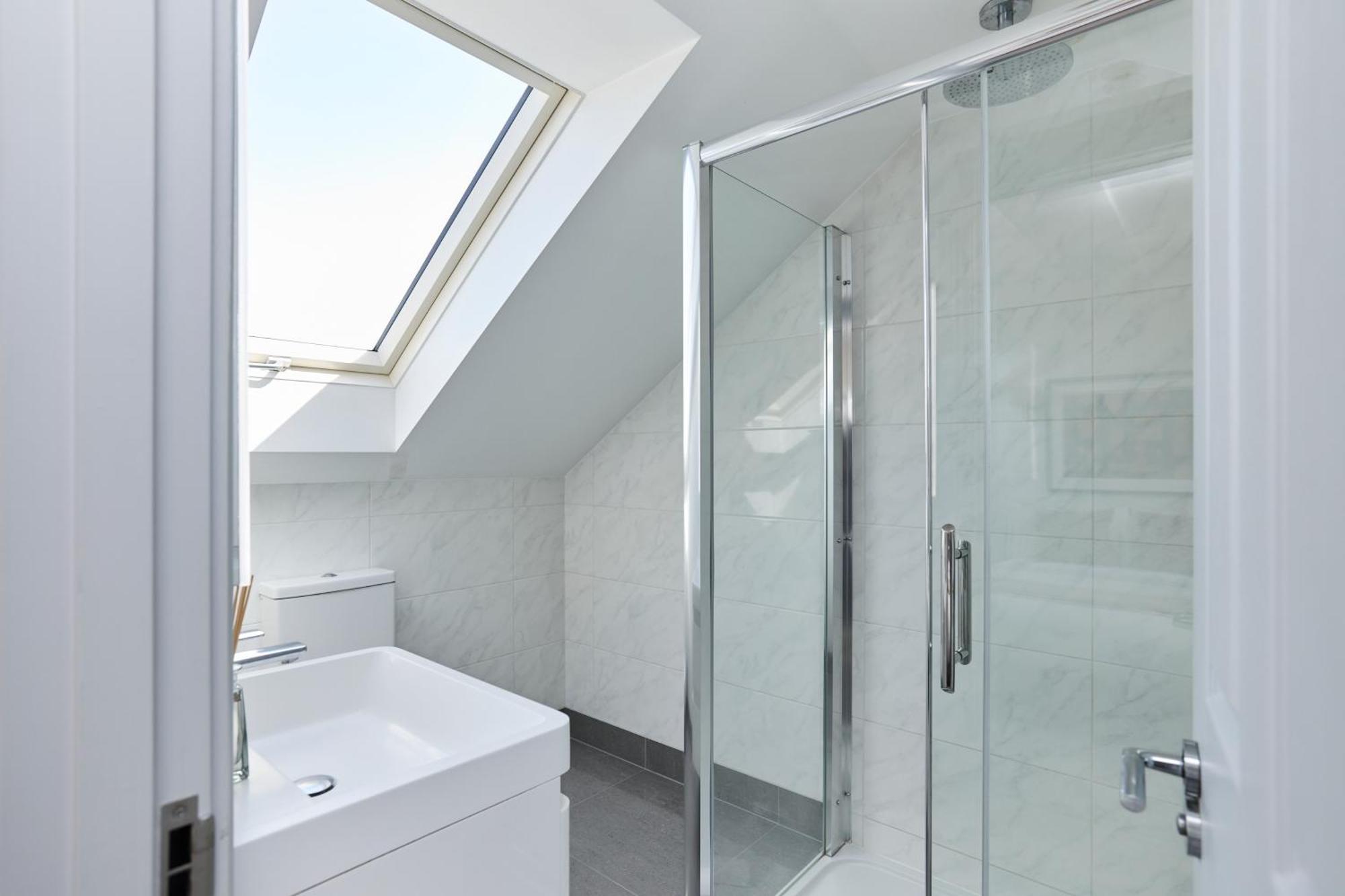 The Leghorn Quarters - Modern 3bdr With Balcony Appartement