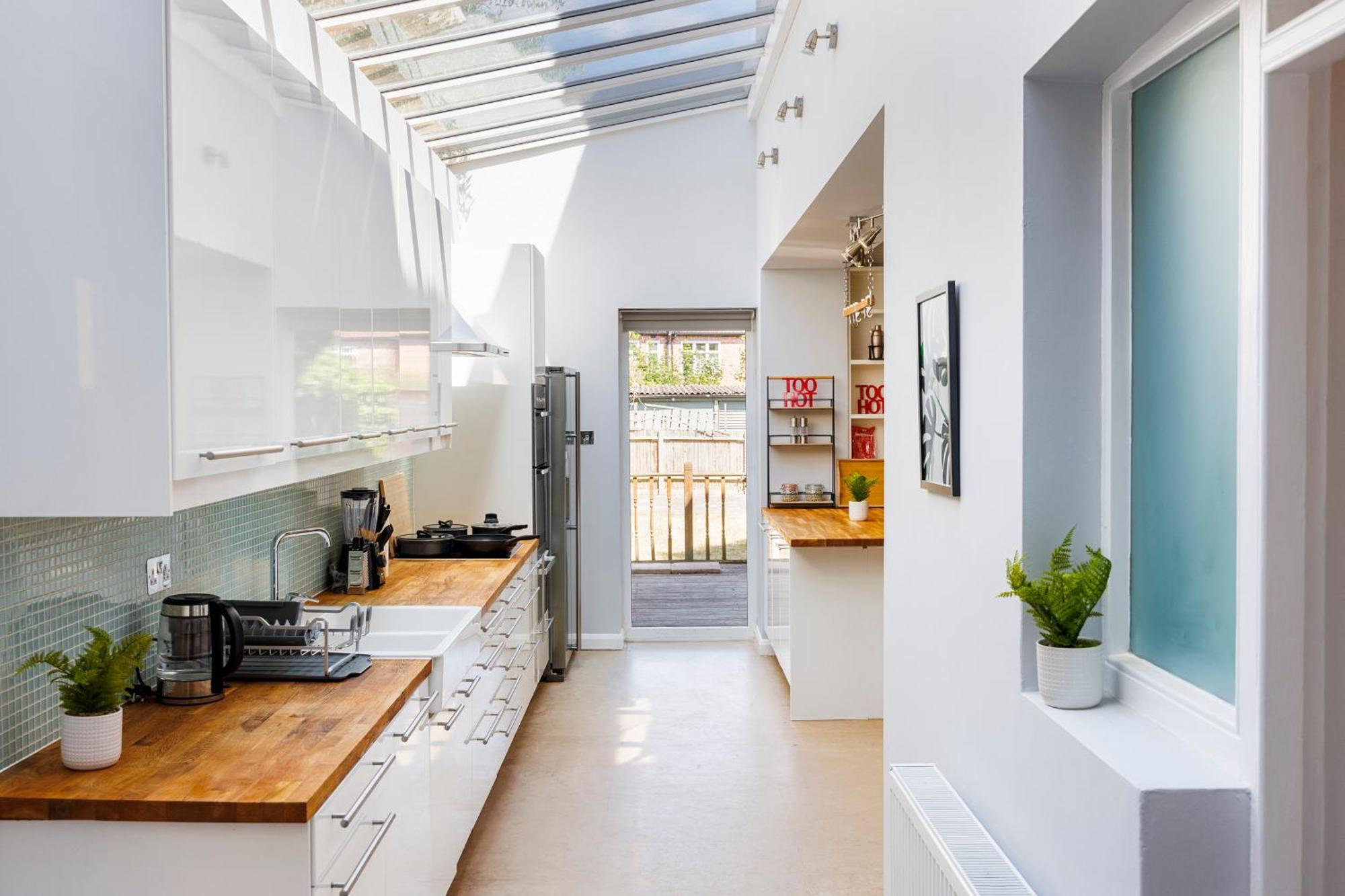 Сasa de vacaciones 6 Bedroom House By Av Acton Sleeps 11 Free Parking *