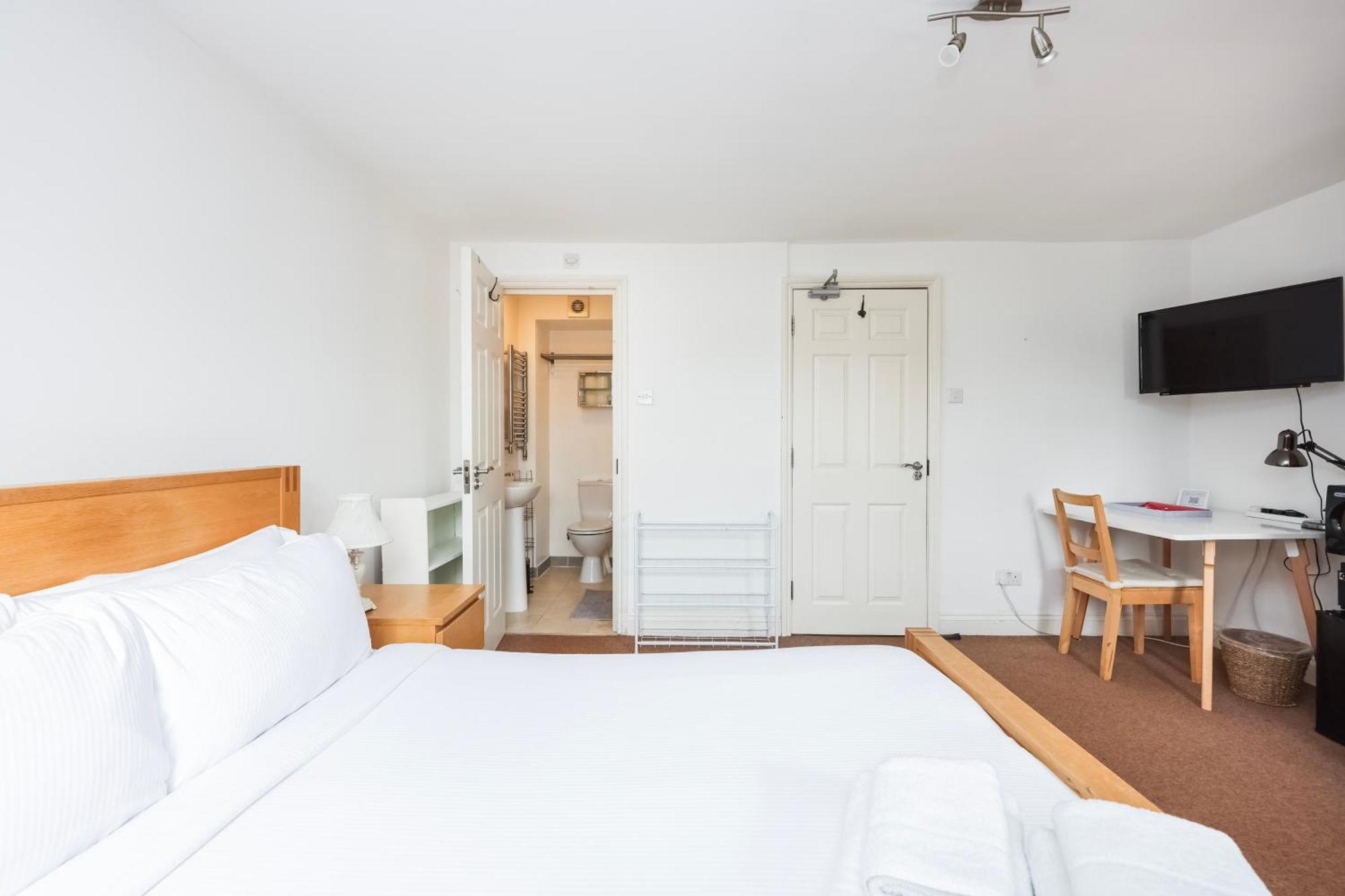 Apartment Double Rm And Ensuite In Clapham *