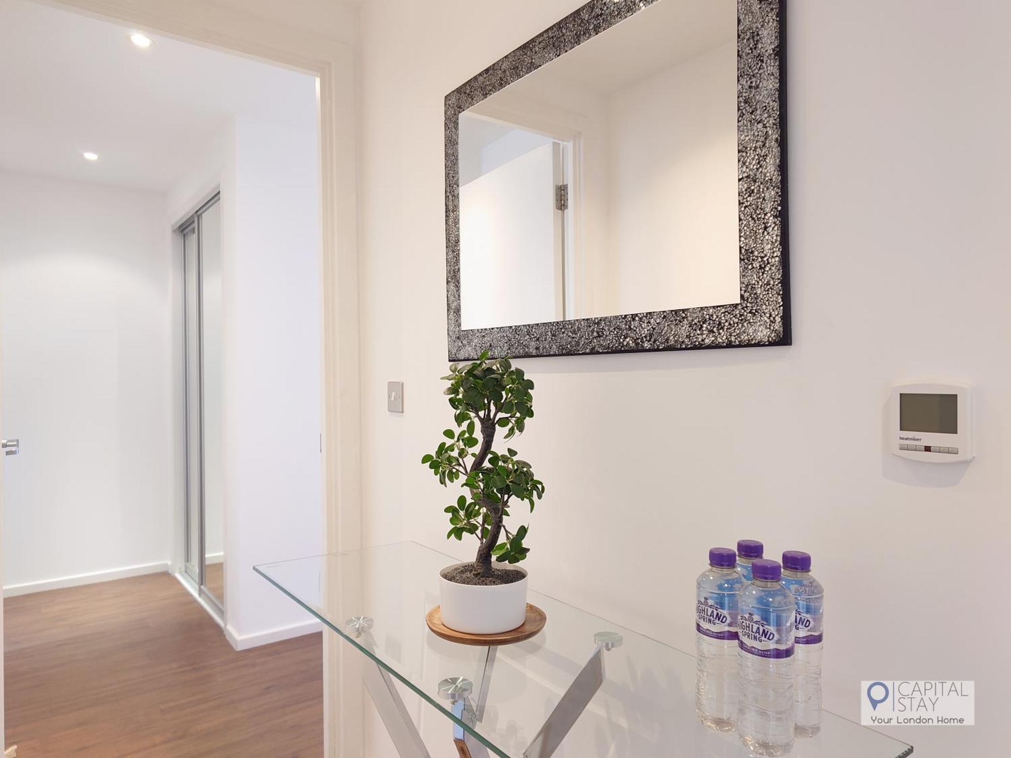 Apartment Deluxe Two Bed By Excel & O2 London