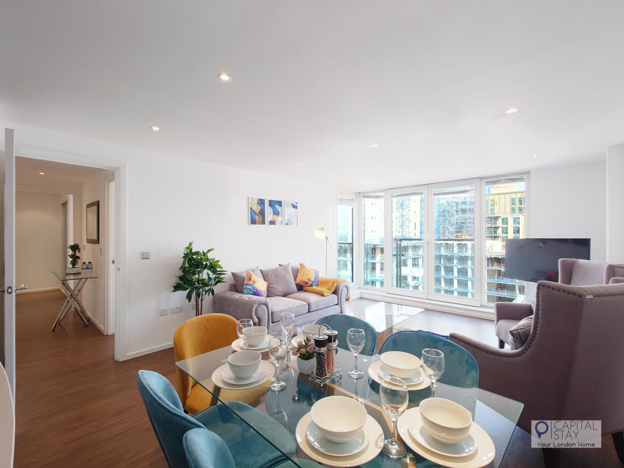 Deluxe Two Bed By Excel & O2 Apartment London