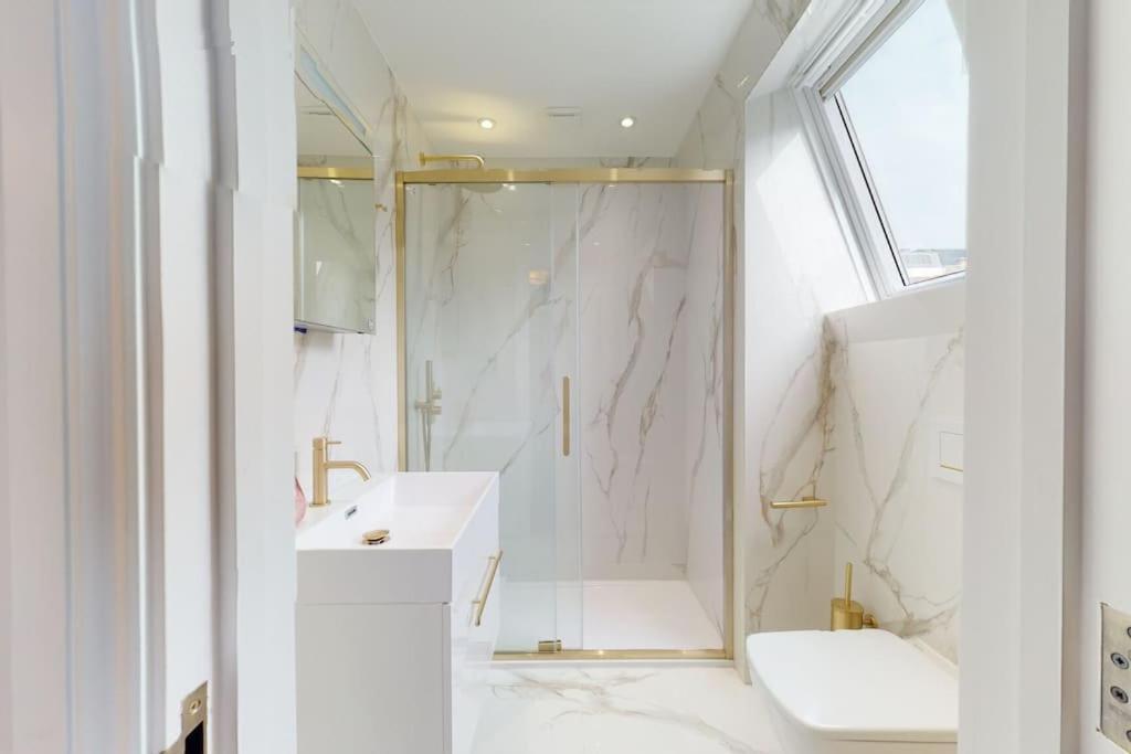 Apartment Amazing Newly Refurbished Mews House In W1 *