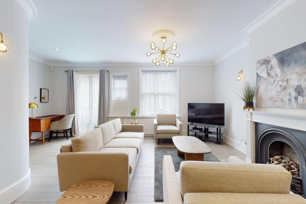 Apartment Amazing Newly Refurbished Mews House In W1