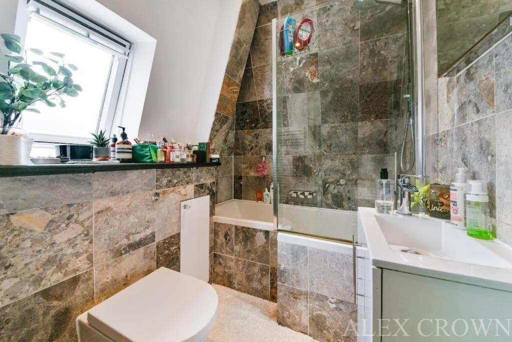 Apartment Cosy Caledonian Road Apartment, Nearby Tube And Restaurants *