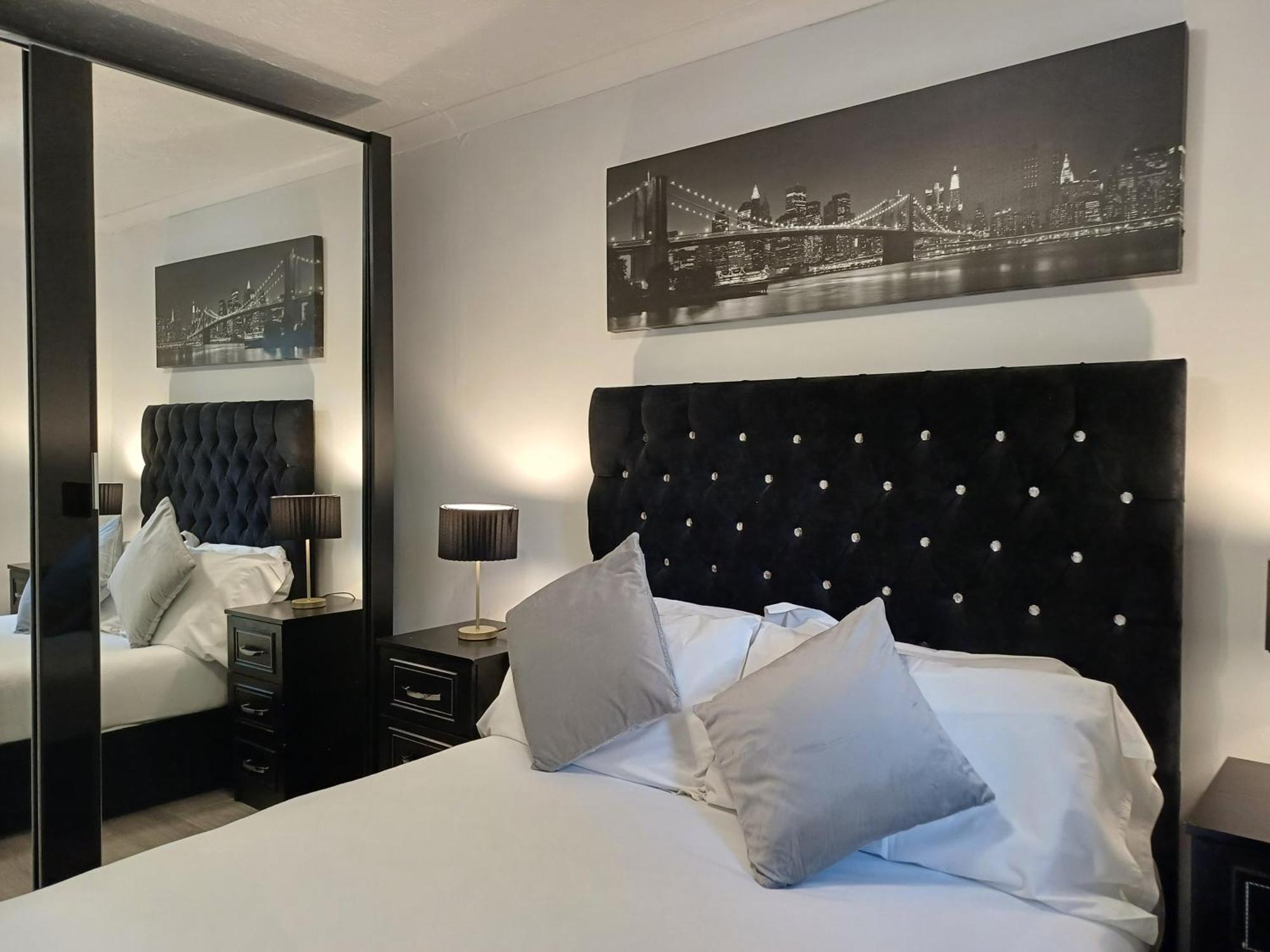 Premier Luxury 3bed Hse At Excel Free Parking Wifi Sleeps 6