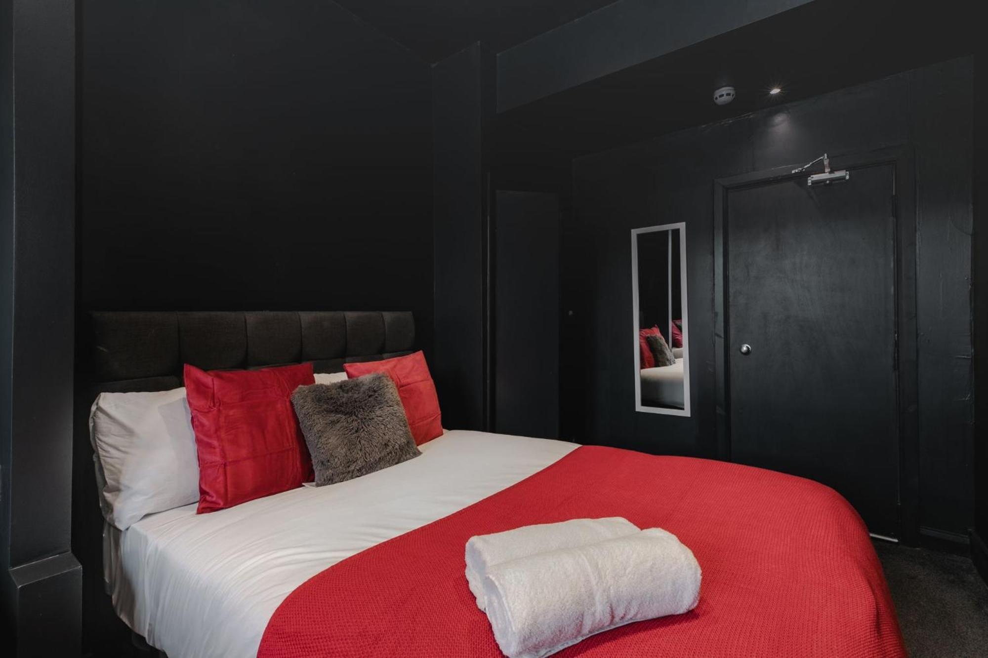 Amsterdam Hotel