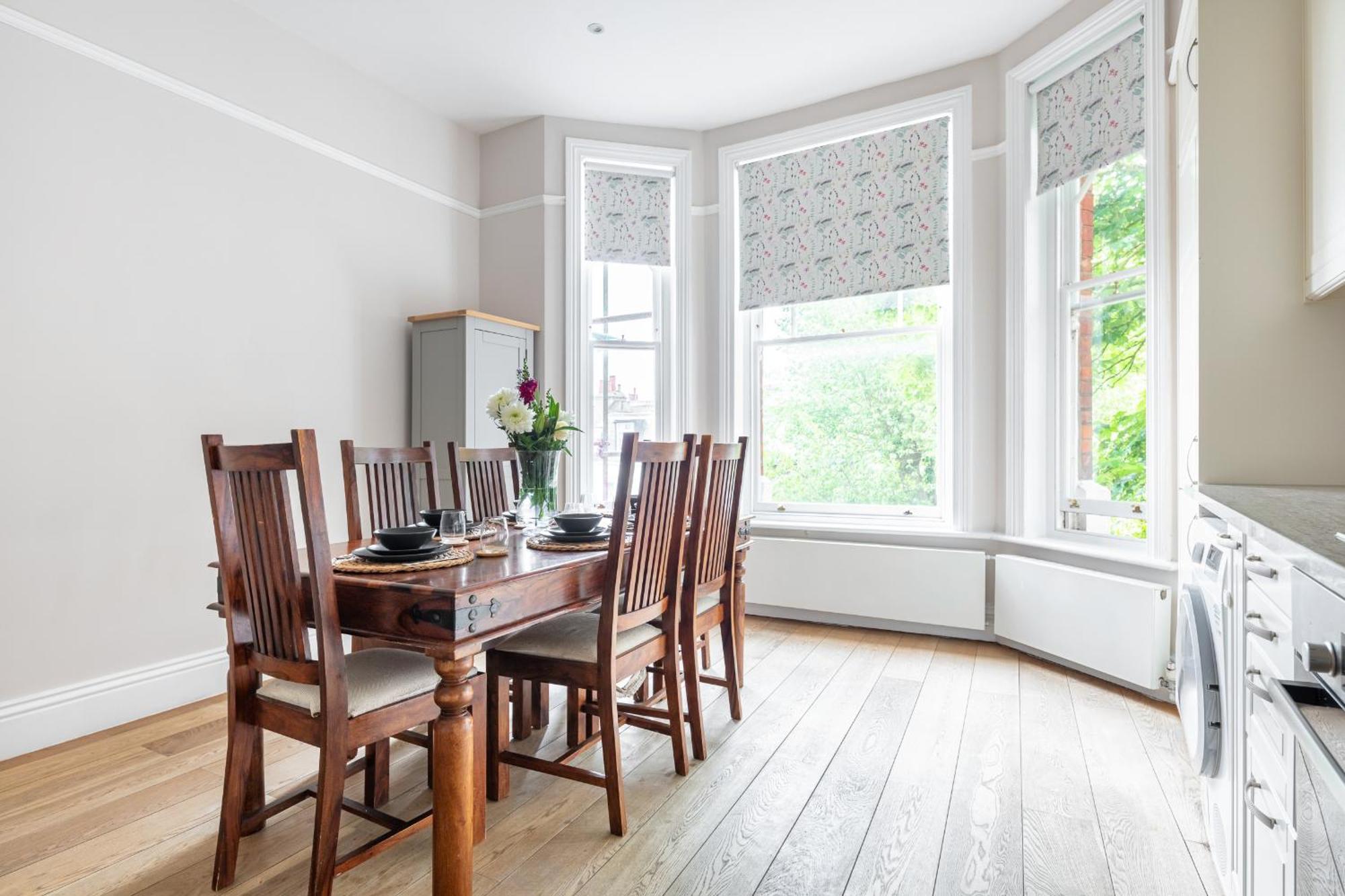 Stylish Hampstead Flat With Character And Charm Apartment