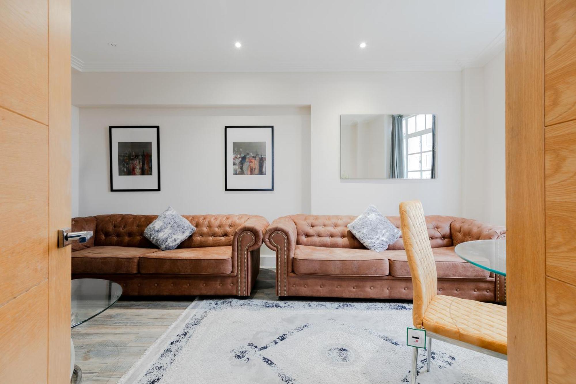 Apartment Hyde Park